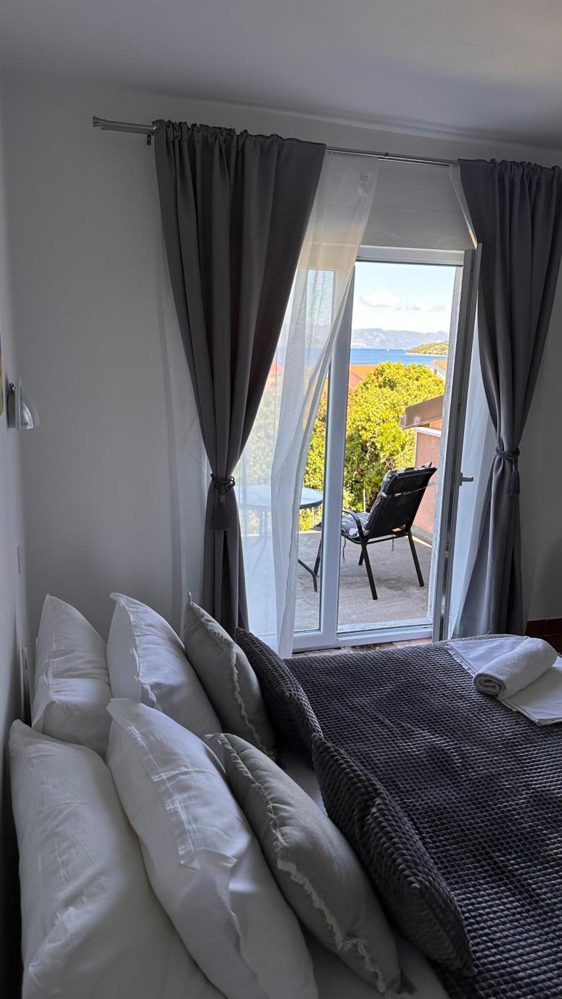 Apartments Oxygen Račišće Dış mekan fotoğraf