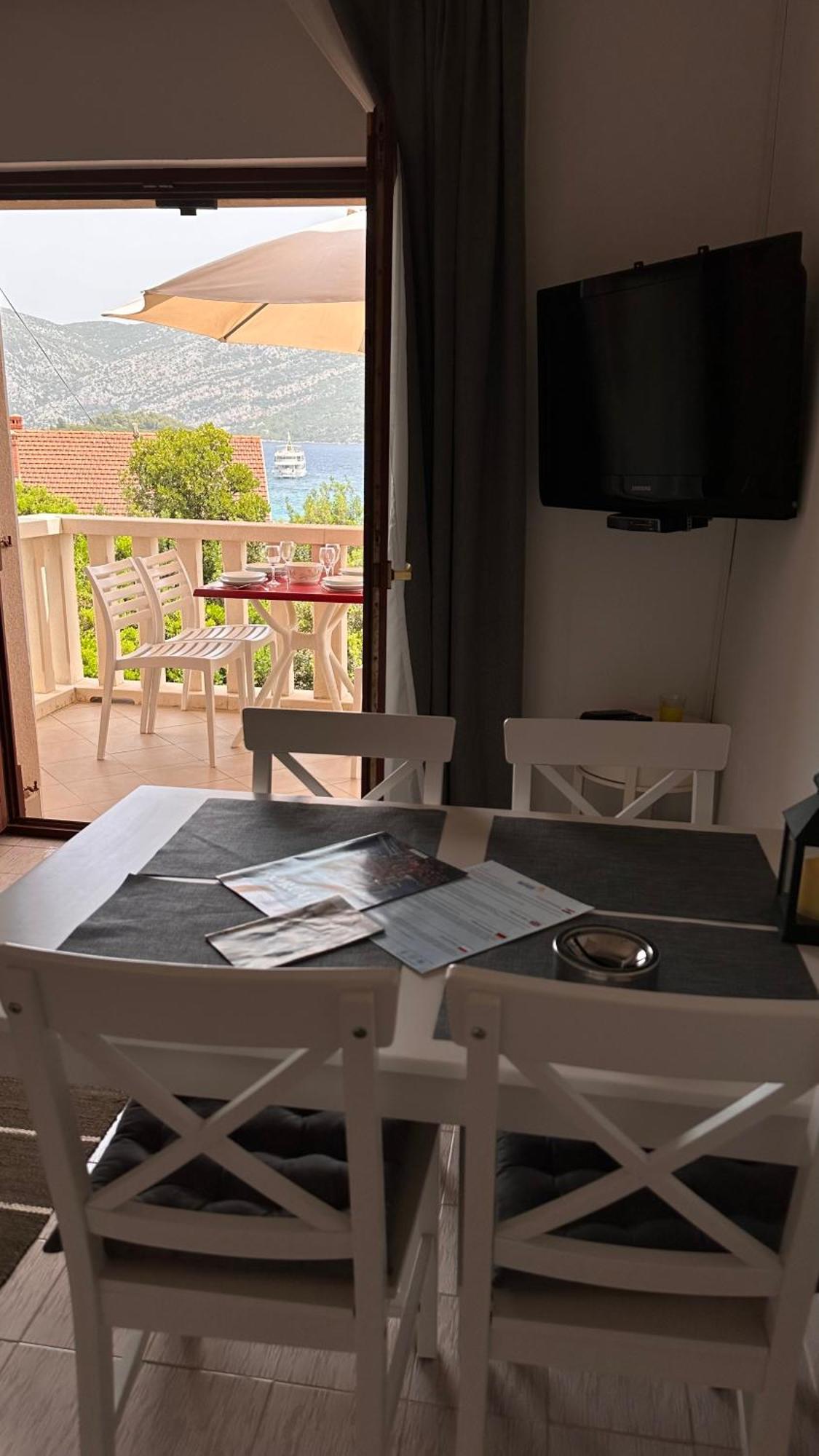 Apartments Oxygen Račišće Dış mekan fotoğraf